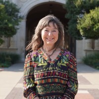 Lindy Severns