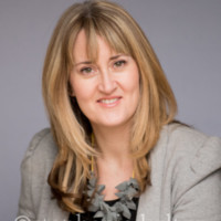Dr Lucy Shoolbred