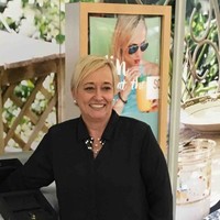 Danita De Vault