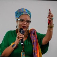 Emanuelle GoesEmanuelle Goes is an Influencer