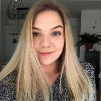 Laura Knihti