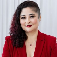 Kim Jones, Mba