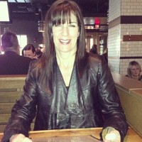 Suzanne Chalk