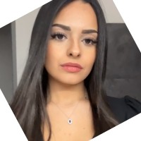 Ibtissem C.