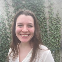 Julia Williamson, Eit