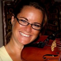 Lisa J Reilly