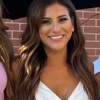 Noemi S.