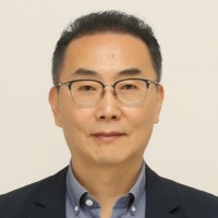 KWANGBOK LEE
