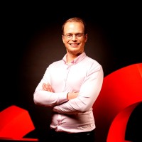 Dr. Henrik Haeger