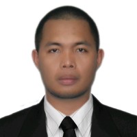 Gloven Neil Peralta