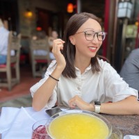 Ye(Lisa) Feng