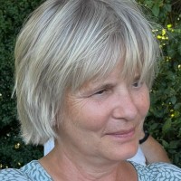 Janeline W. P. Van Hus