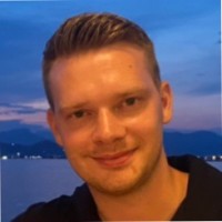 Alex Nicol