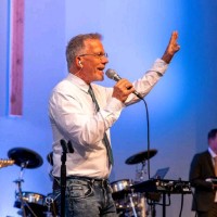 Hendry Locht
