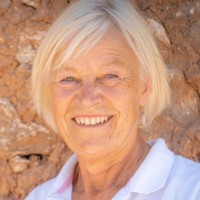 Linda Evans