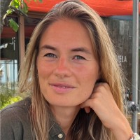 Louise Ayako Huss