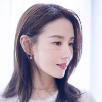 Lydia  YI Yang