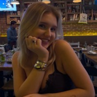 Julia Phillips