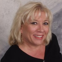 Linda Tucker