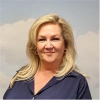Lorraine Knox