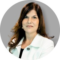 Angela Lopes