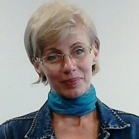 G K