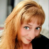 Staci Geller, Anfi