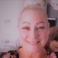 Shawna Flores