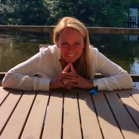 Monique Van Den Berg
