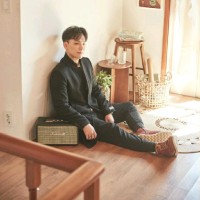 Dong Woo Lee