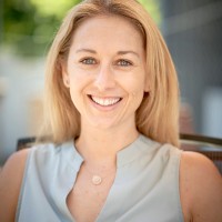 Kelly Zeytoonian