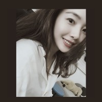 Yvonne W.