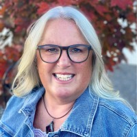 Melissa K Howie