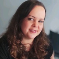 Esther Santos Floriano