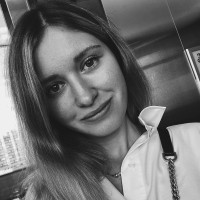 Александра Петрова