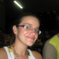 Paula Barcelos