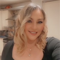 Laura Stephenson