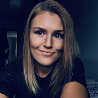 Anett Simga