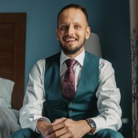 Vincent Aguirre, MBA