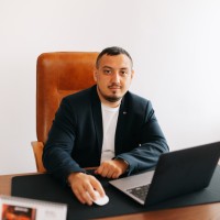 Volodymyr Rasshchektaiev