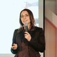 Laura Scherer