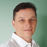 Claudio Lemos