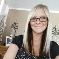 Kim Holmes