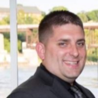Joe Schneider, Pe