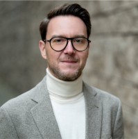 Simon Schott