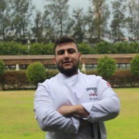 Mert Gezer