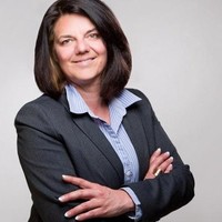 Petra Candan