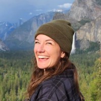 Lindsay Collins
