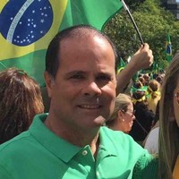 Joao V Macedo Jr