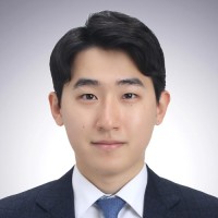 최동관